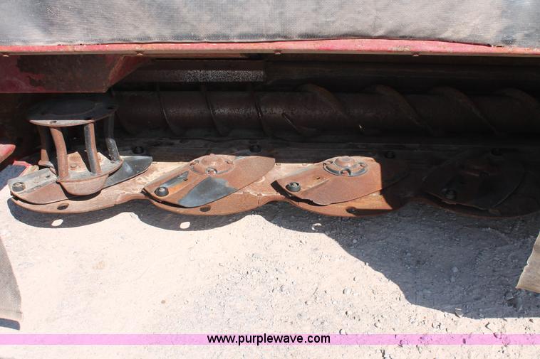 image for item H5860 2011 MacDon M205 self-propelled windrower