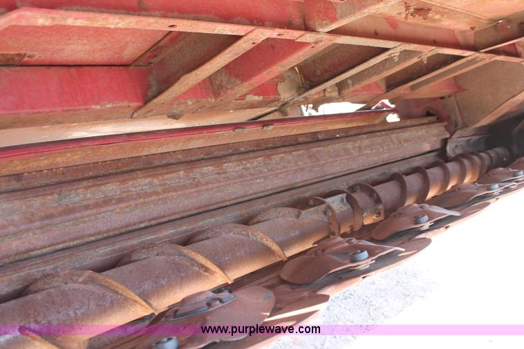 image for item H5860 2011 MacDon M205 self-propelled windrower