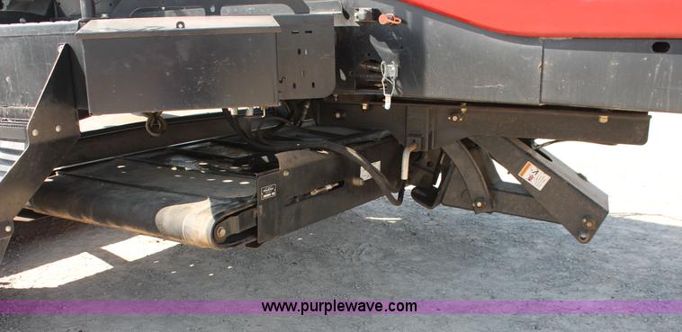 image for item H5860 2011 MacDon M205 self-propelled windrower