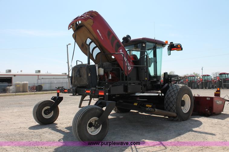 image for item H5861 2013 MacDon M205 self-propelled windrower