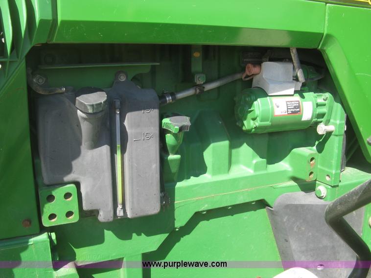 image for item H8717 1996 John Deere 8200 MFWD tractor