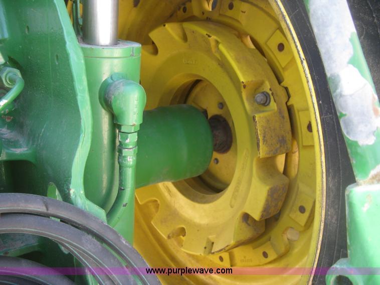 image for item H8717 1996 John Deere 8200 MFWD tractor