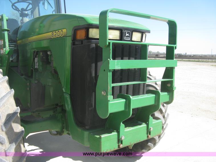 image for item H8717 1996 John Deere 8200 MFWD tractor