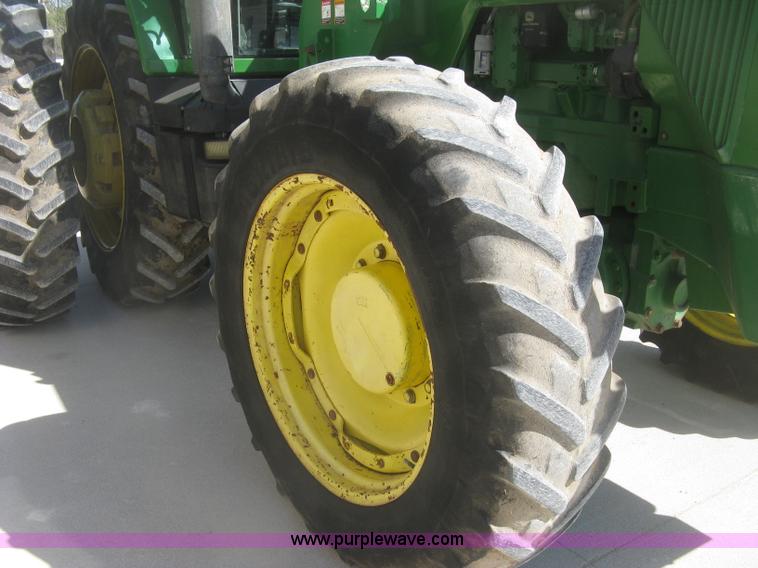 image for item H8717 1996 John Deere 8200 MFWD tractor