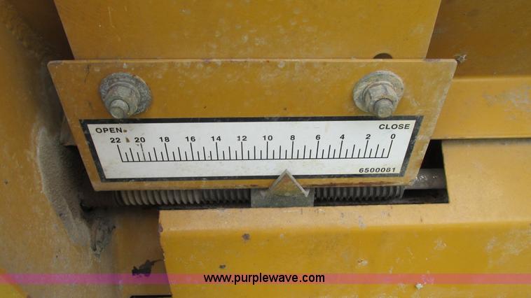 image for item I3055 HayBuster 107 drill