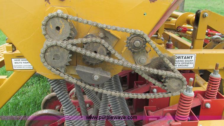 image for item I3055 HayBuster 107 drill