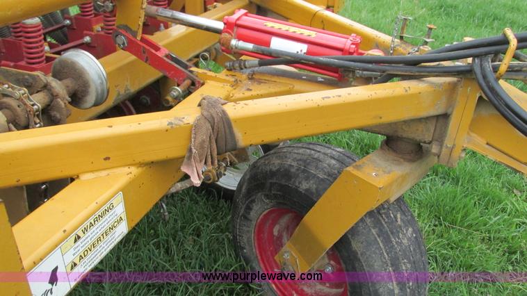 image for item I3055 HayBuster 107 drill