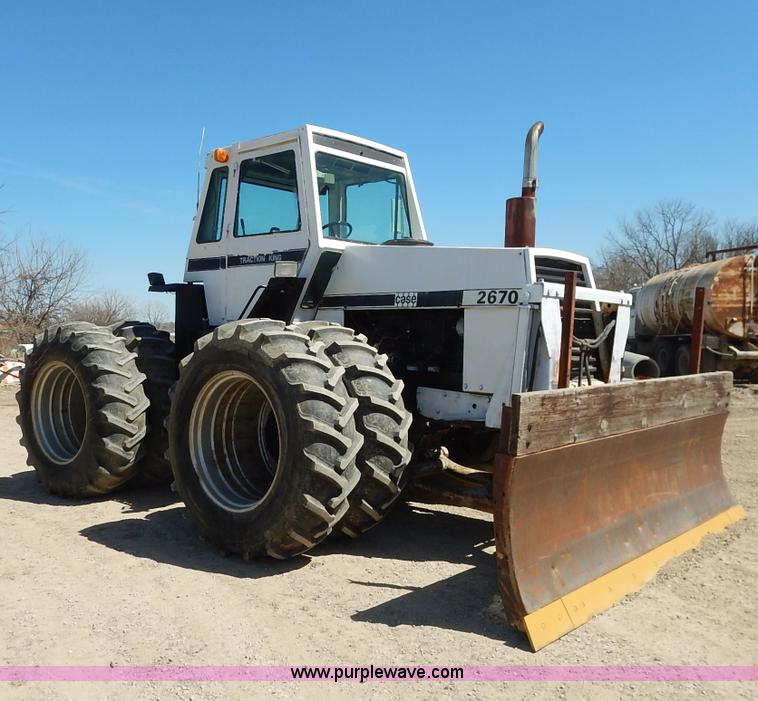 image for item J1138 1975 Case 2670 4WD tractor