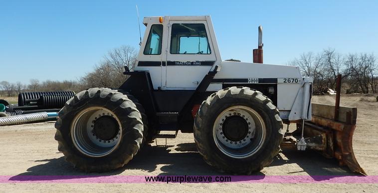 image for item J1138 1975 Case 2670 4WD tractor