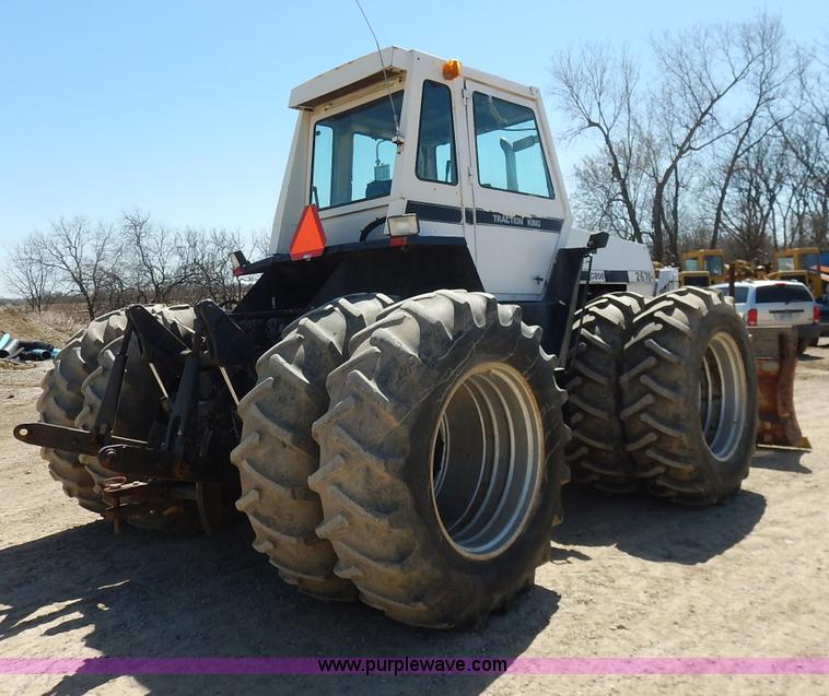 image for item J1138 1975 Case 2670 4WD tractor