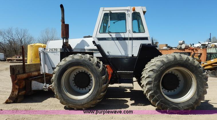 image for item J1138 1975 Case 2670 4WD tractor