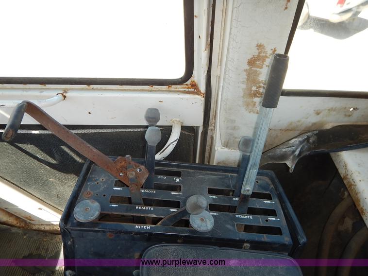 image for item J1138 1975 Case 2670 4WD tractor