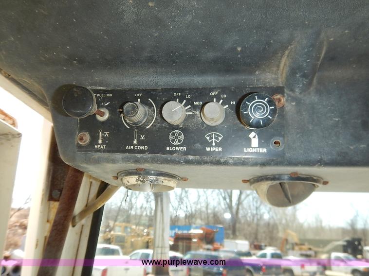 image for item J1138 1975 Case 2670 4WD tractor