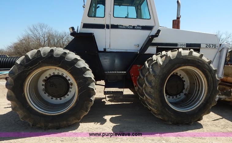image for item J1138 1975 Case 2670 4WD tractor