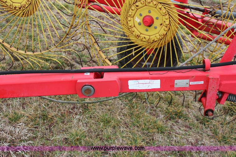 image for item J2281 Enorossi 9 wheel rake
