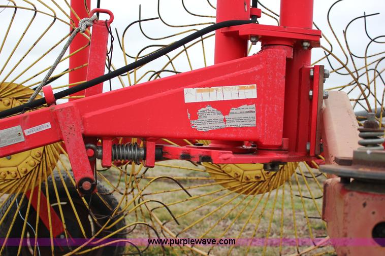 image for item J2281 Enorossi 9 wheel rake