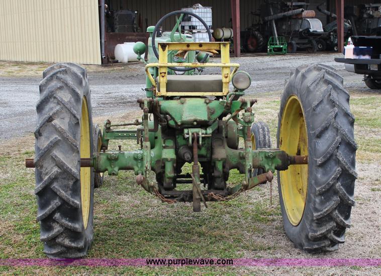 image for item J2282 1957 John Deere 420 tractor