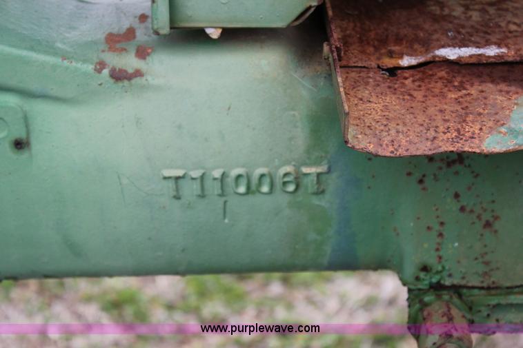 image for item J2282 1957 John Deere 420 tractor