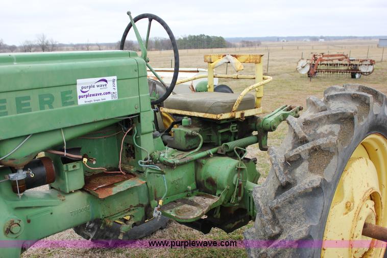 image for item J2282 1957 John Deere 420 tractor