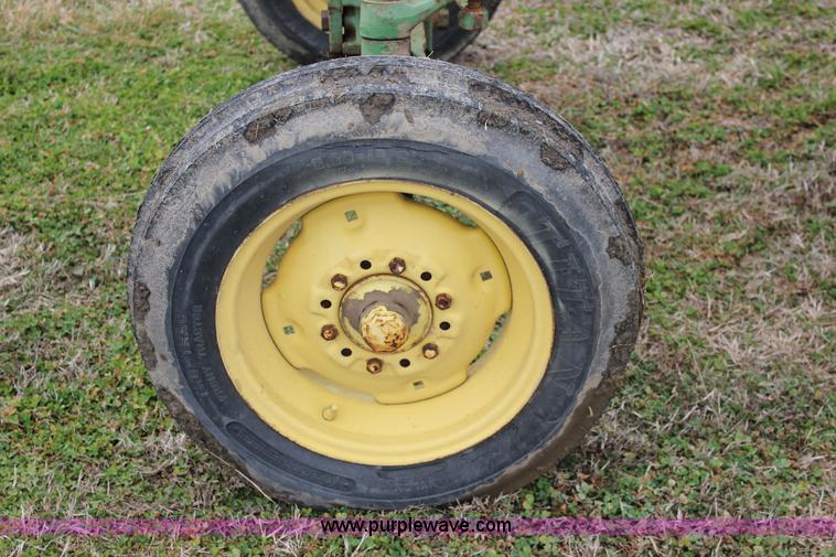 image for item J2282 1957 John Deere 420 tractor