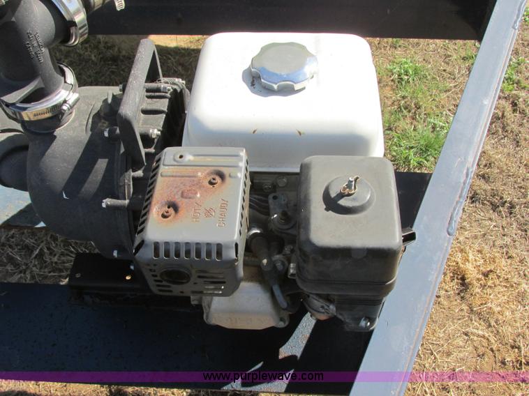 image for item J6714 Schaben 1,000 gallon nurse tank trailer