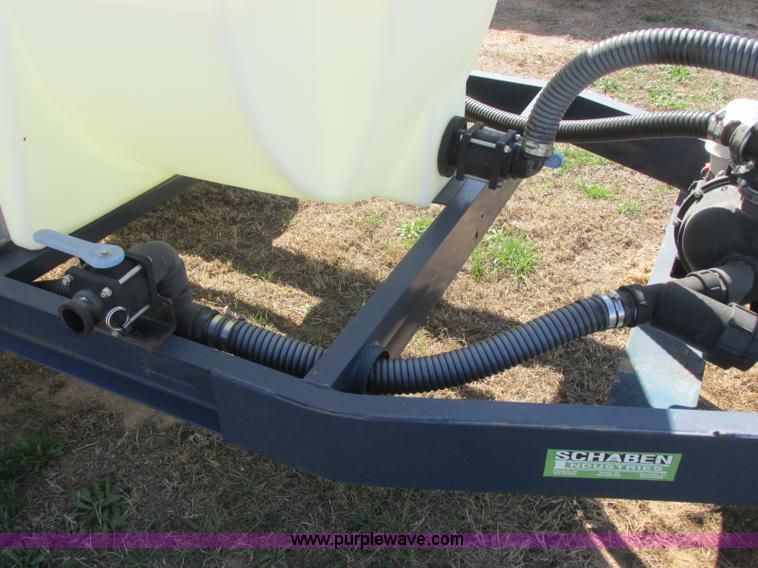 image for item J6714 Schaben 1,000 gallon nurse tank trailer