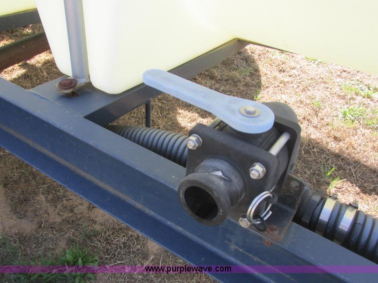 image for item J6714 Schaben 1,000 gallon nurse tank trailer