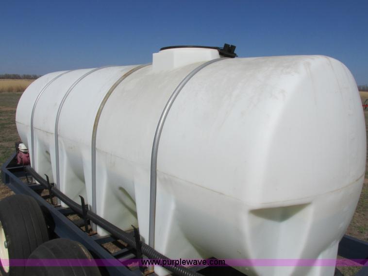 image for item J6714 Schaben 1,000 gallon nurse tank trailer