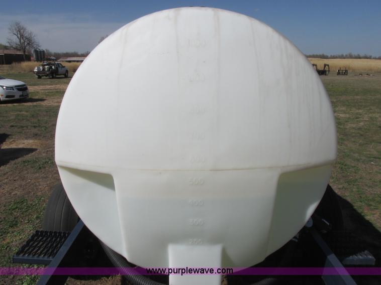 image for item J6714 Schaben 1,000 gallon nurse tank trailer