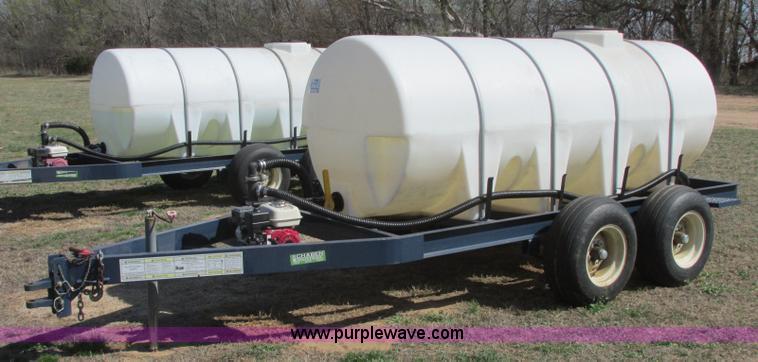 image for item J6715 Schaben 1,000 gallon nurse tank trailer