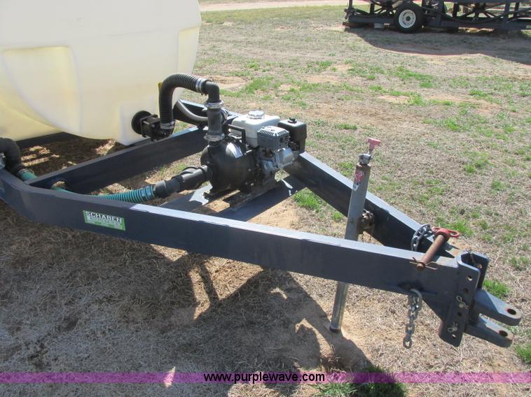 image for item J6715 Schaben 1,000 gallon nurse tank trailer