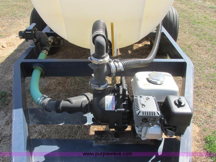 image for item J6715 Schaben 1,000 gallon nurse tank trailer