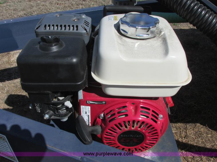 image for item J6715 Schaben 1,000 gallon nurse tank trailer