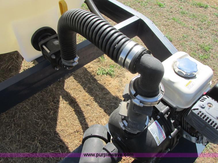 image for item J6715 Schaben 1,000 gallon nurse tank trailer