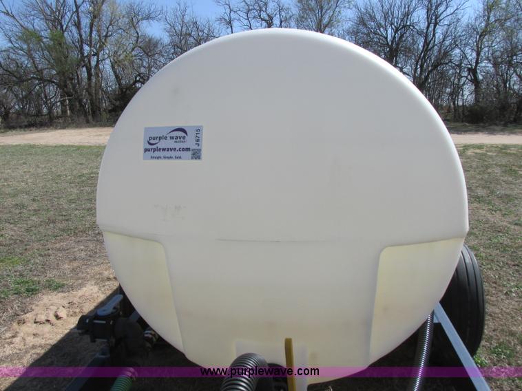 image for item J6715 Schaben 1,000 gallon nurse tank trailer