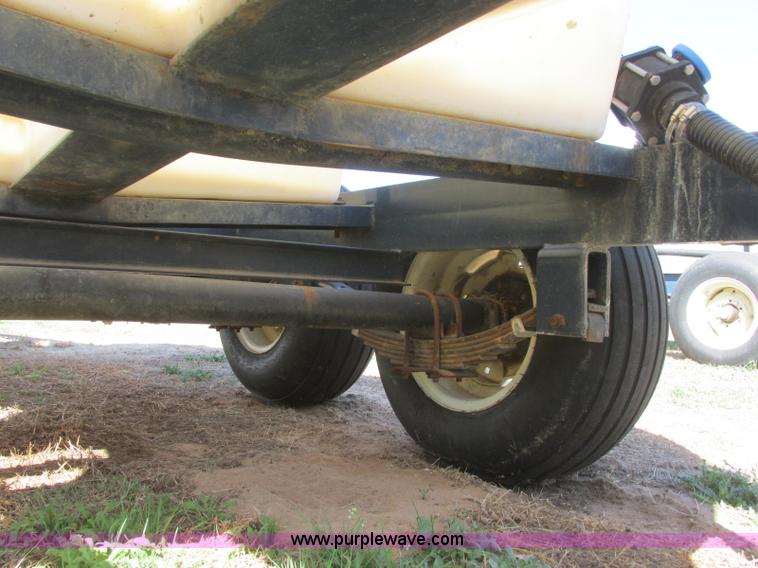 image for item J6715 Schaben 1,000 gallon nurse tank trailer