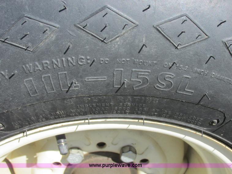 image for item J6715 Schaben 1,000 gallon nurse tank trailer