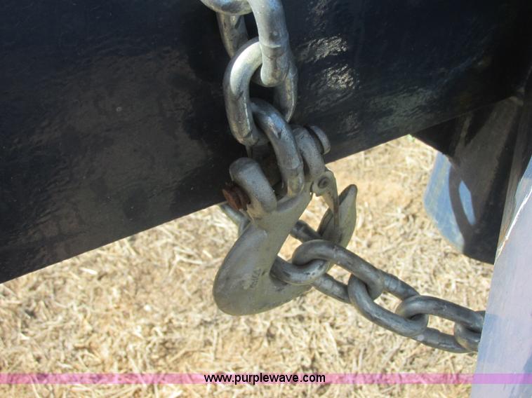 image for item J6715 Schaben 1,000 gallon nurse tank trailer