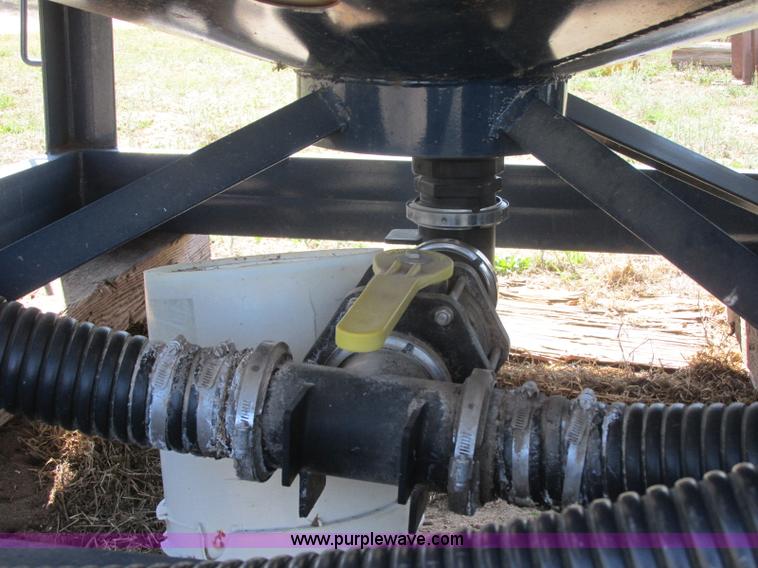 image for item J6716 Schaben double cone bottom trailer