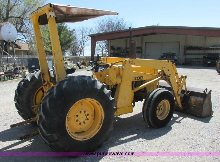 image for item J6749 Massey-Ferguson 30B tractor
