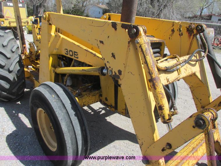image for item J6749 Massey-Ferguson 30B tractor