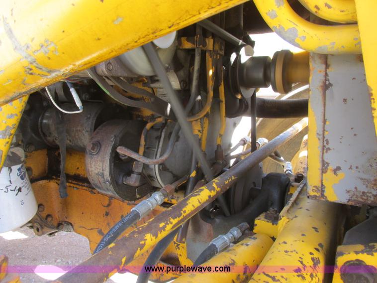 image for item J6749 Massey-Ferguson 30B tractor