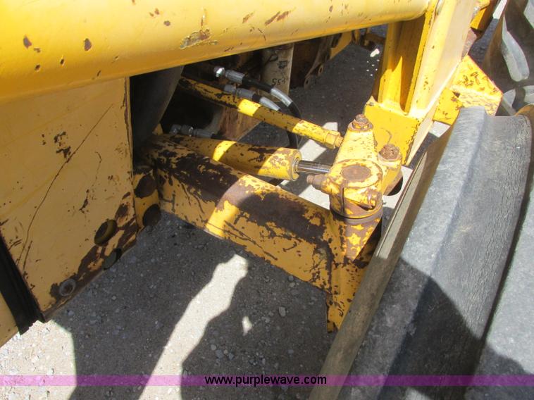 image for item J6749 Massey-Ferguson 30B tractor