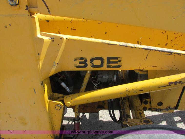 image for item J6749 Massey-Ferguson 30B tractor