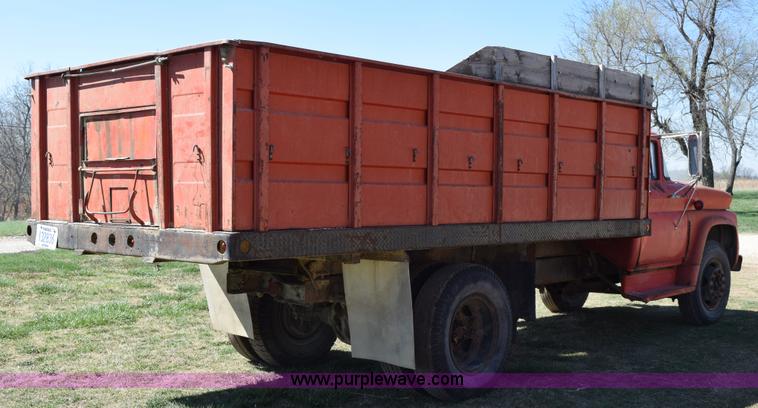 image for item K2475 1963 Chevrolet 60 grain truck