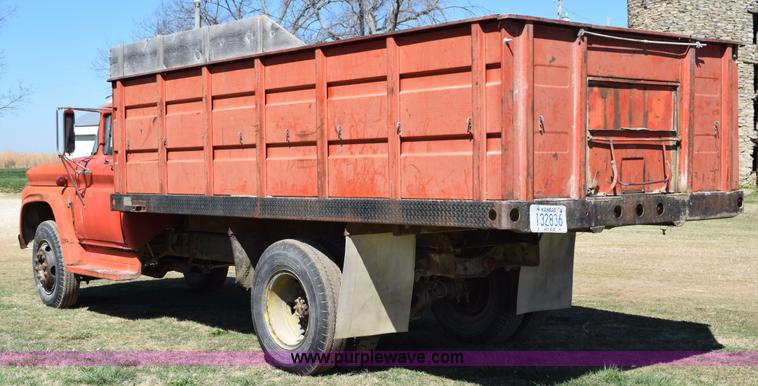 image for item K2475 1963 Chevrolet 60 grain truck