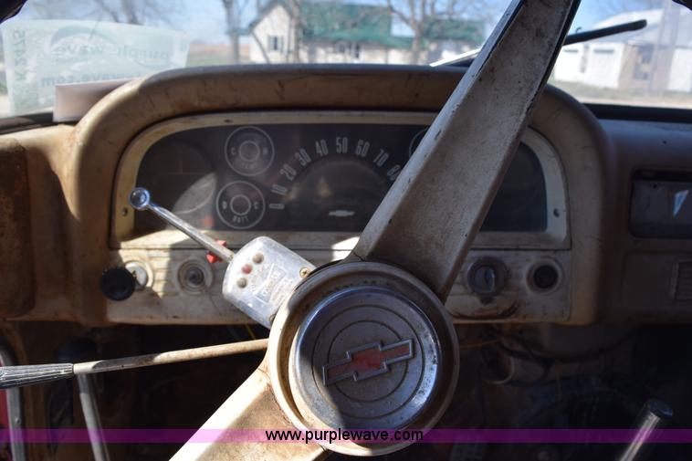 image for item K2475 1963 Chevrolet 60 grain truck