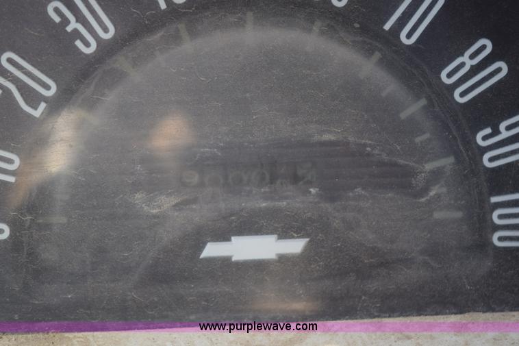 image for item K2475 1963 Chevrolet 60 grain truck