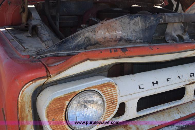 image for item K2475 1963 Chevrolet 60 grain truck