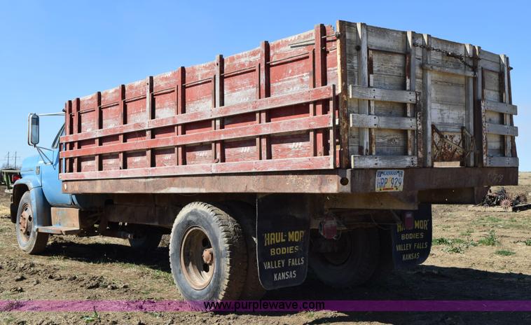 image for item K2482 1974 Chevrolet C60 grain truck